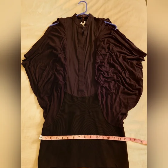 NWT Black BCBG MaxAzria Cold Shoulder Button Down Bandage Mini Dress XS Batwing - Picture 10 of 12